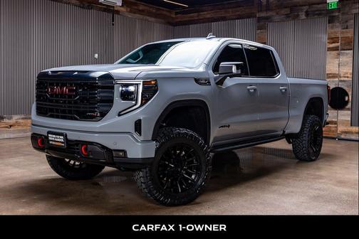 Thunderstorm Gray 2024 GMC Sierra 1500 AT4