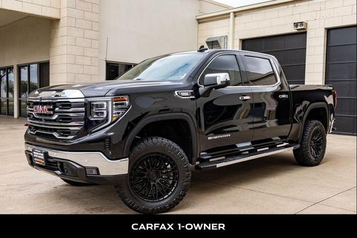 Onyx Black 2024 GMC Sierra 1500 SLT