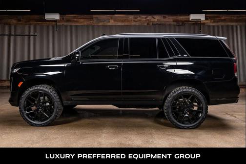 2022 Cadillac Escalade Luxury