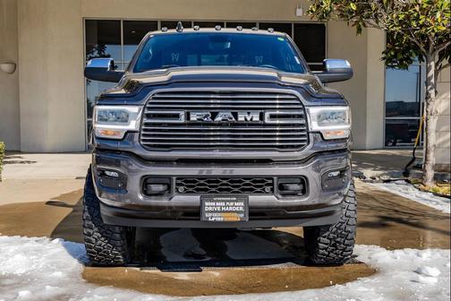 2022 RAM 3500 Laramie Crew Cab 4x4 6'4' Box