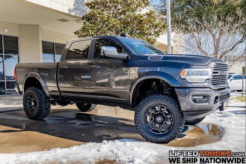 2022 RAM 3500 Laramie Crew Cab 4x4 6'4' Box