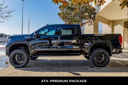 2024 GMC Sierra 1500 AT4