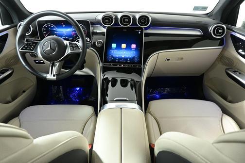 2025 Mercedes-Benz GLC 300 Base 4MATIC