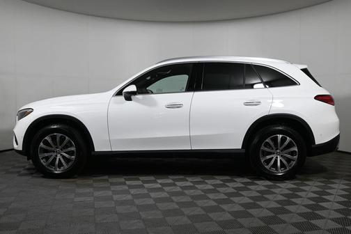 2026 Mercedes-Benz GLC 300 Base 4MATIC