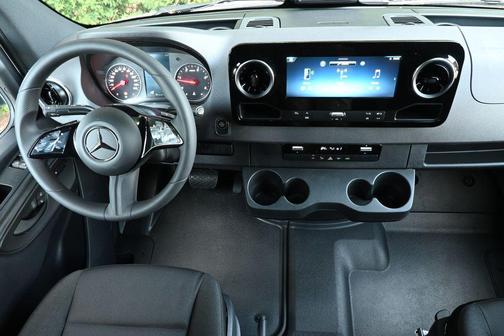 2025 Mercedes-Benz Sprinter 2500 170 WB