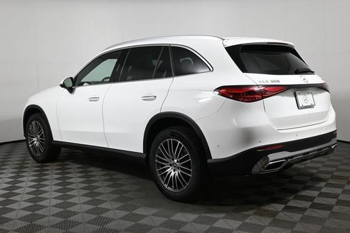 2026 Mercedes-Benz GLC 300 Base 4MATIC