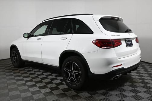 2022 Mercedes-Benz GLC 300 Base 4MATIC