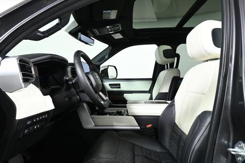 2023 Toyota Sequoia Capstone