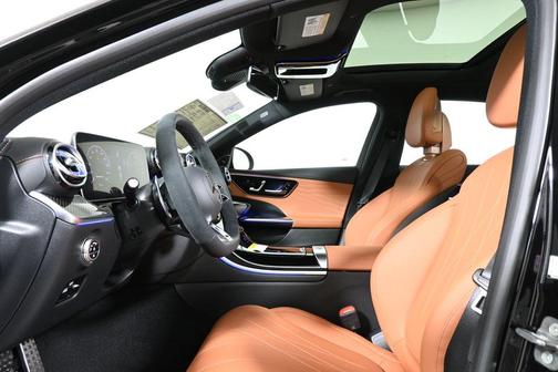 2025 Mercedes-Benz AMG C 63 S E Performance