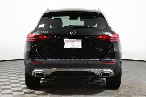 2025 Mercedes-Benz GLA 250 Base 4MATIC