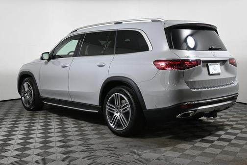 2026 Mercedes-Benz GLS 450