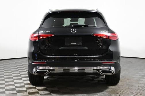 2025 Mercedes-Benz GLC 300 Base 4MATIC