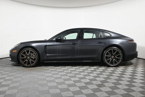 2021 Porsche Panamera Base