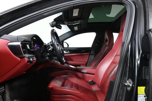 2021 Porsche Panamera Base