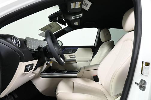 2025 Mercedes-Benz GLA 250 Base 4MATIC