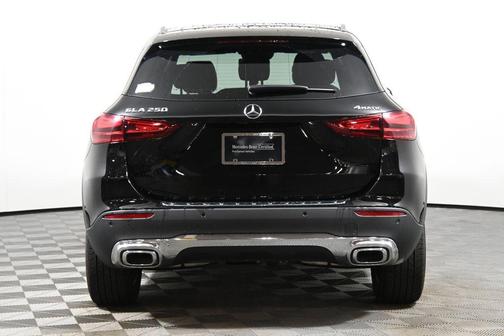 2025 Mercedes-Benz GLA 250 Base 4MATIC