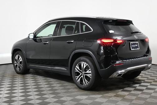 2025 Mercedes-Benz GLA 250 Base 4MATIC