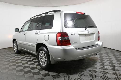 2004 Toyota Highlander 