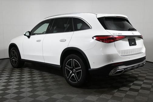 2026 Mercedes-Benz GLC 300 Base 4MATIC