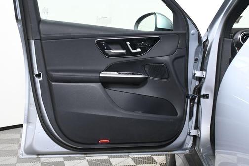 2025 Mercedes-Benz GLC 350e Base 4MATIC