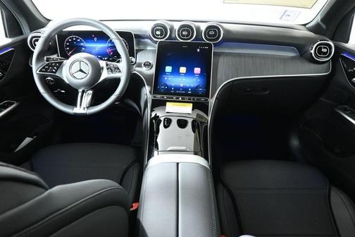 2026 Mercedes-Benz GLC 300 Base 4MATIC