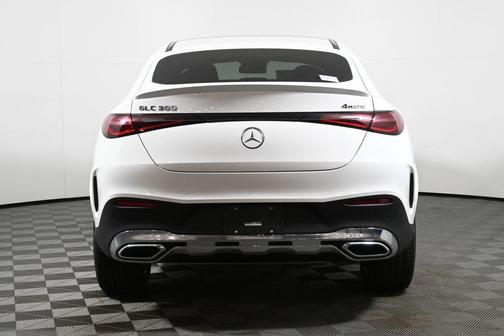 2026 Mercedes-Benz GLC 300 Base 4MATIC