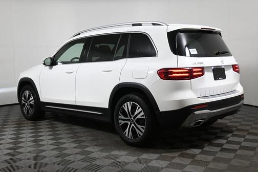 2026 Mercedes-Benz GLB 250 Base 4MATIC