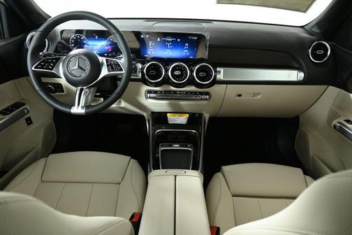 2026 Mercedes-Benz GLB 250 Base 4MATIC