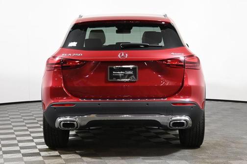 2025 Mercedes-Benz GLA 250 Base 4MATIC