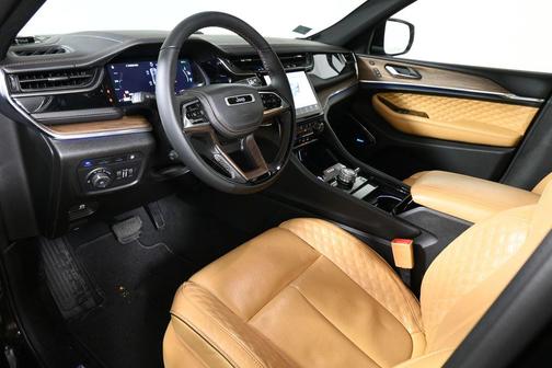 2023 Jeep Grand Cherokee 4xe Summit