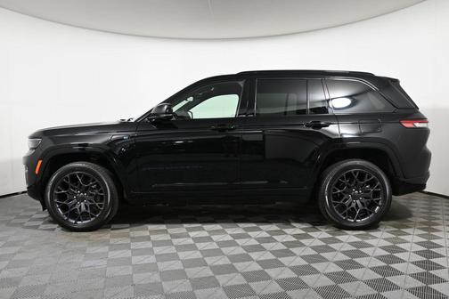 2023 Jeep Grand Cherokee 4xe Summit