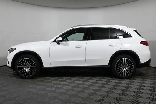 2025 Mercedes-Benz GLC 300 Base 4MATIC