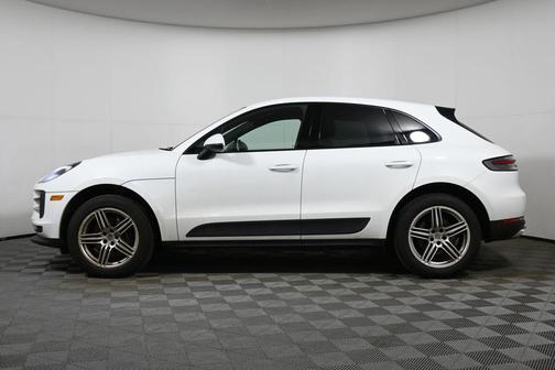 2021 Porsche Macan Base