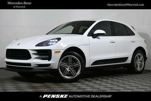 2021 Porsche Macan Base