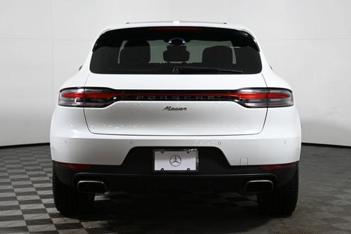 2021 Porsche Macan Base