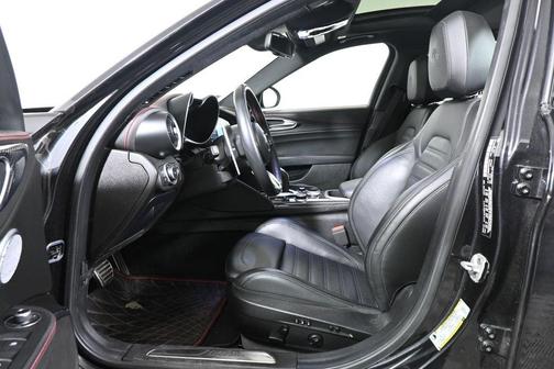 Black Metallic 2023 Alfa Romeo Giulia Ti