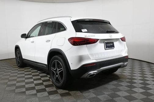 2026 Mercedes-Benz GLA 250 Base 4MATIC