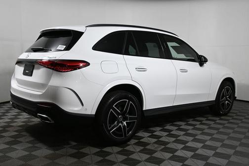 2026 Mercedes-Benz GLC 300 Base 4MATIC
