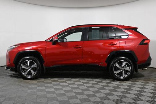 2025 Toyota RAV4 Plug-In Hybrid SE