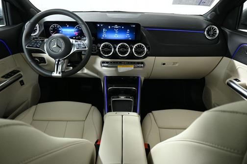 2026 Mercedes-Benz GLA 250 Base 4MATIC