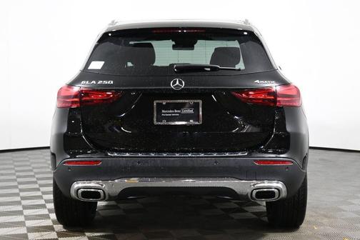 2026 Mercedes-Benz GLA 250 Base 4MATIC