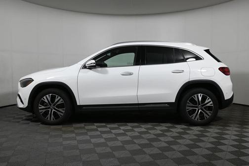 2025 Mercedes-Benz GLA 250 Base 4MATIC