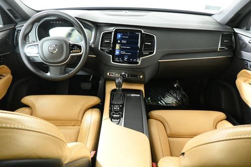 2021 Volvo XC90 T6 Inscription 7 Passenger