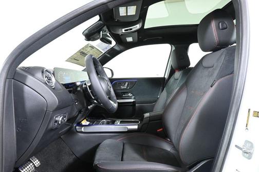 2026 Mercedes-Benz AMG GLB 35 Base