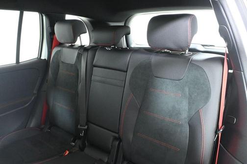 2026 Mercedes-Benz AMG GLB 35 Base