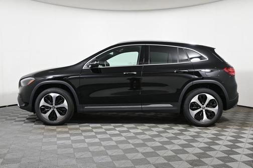 2026 Mercedes-Benz GLA 250 Base 4MATIC