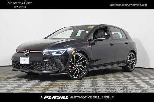 Deep Black Pearl Effect 2024 Volkswagen Golf GTI 2.0T Autobahn