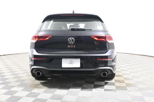Deep Black Pearl Effect 2024 Volkswagen Golf GTI 2.0T Autobahn