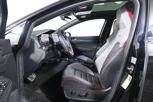 Deep Black Pearl Effect 2024 Volkswagen Golf GTI 2.0T Autobahn