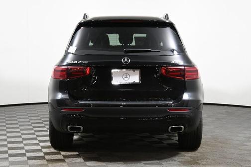 2025 Mercedes-Benz GLB 250 Base 4MATIC